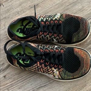Women Nike Flyknit Sneakers size 7